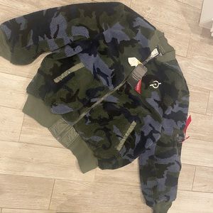 NWT Peloton reversible jacket